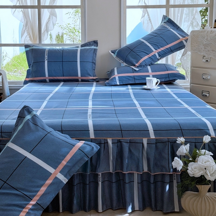 91家纺网 家纺一手货源 找家纺 雨田2025新款夹棉印花床裙 青春