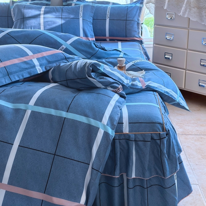 91家纺网 家纺一手货源 找家纺 雨田2025新款夹棉印花床裙 青春