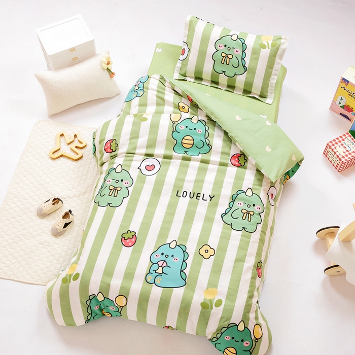 91家纺网 家纺一手货源 找家纺 梵赫 2025新款小版全棉纯棉卡通幼儿园儿童三件套套件 趣味恐龙