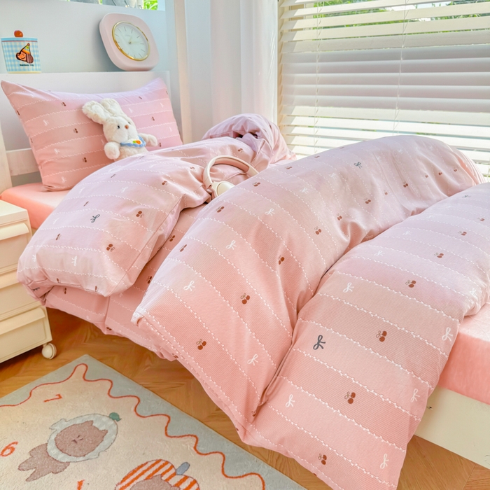 91家纺网 家纺一手货源 找家纺 简冠家纺 2025新款全棉学生三件套宿舍三件套纯棉学生床垫羽丝绒被子被芯 可可生活-红