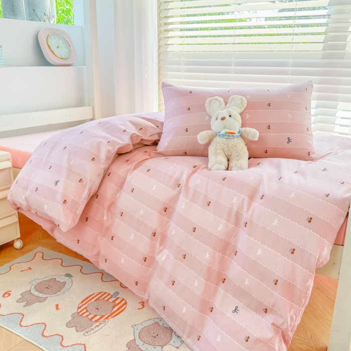 91家纺网 家纺一手货源 找家纺 简冠家纺 2025新款全棉学生三件套宿舍三件套纯棉学生床垫羽丝绒被子被芯 可可生活-红