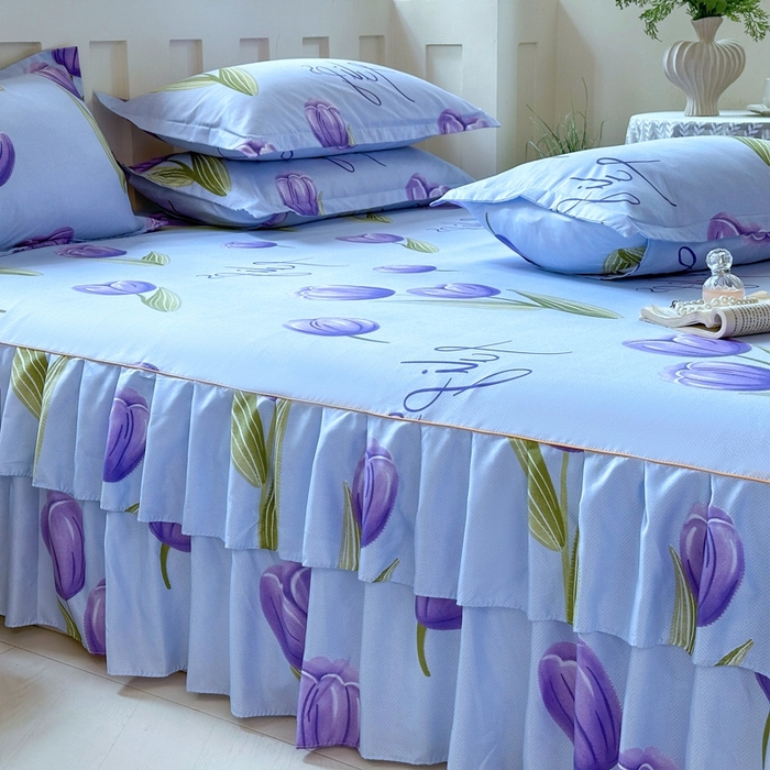 91家纺网 家纺一手货源 找家纺 雨田2025新款夹棉印花床裙 唯爱花季兰