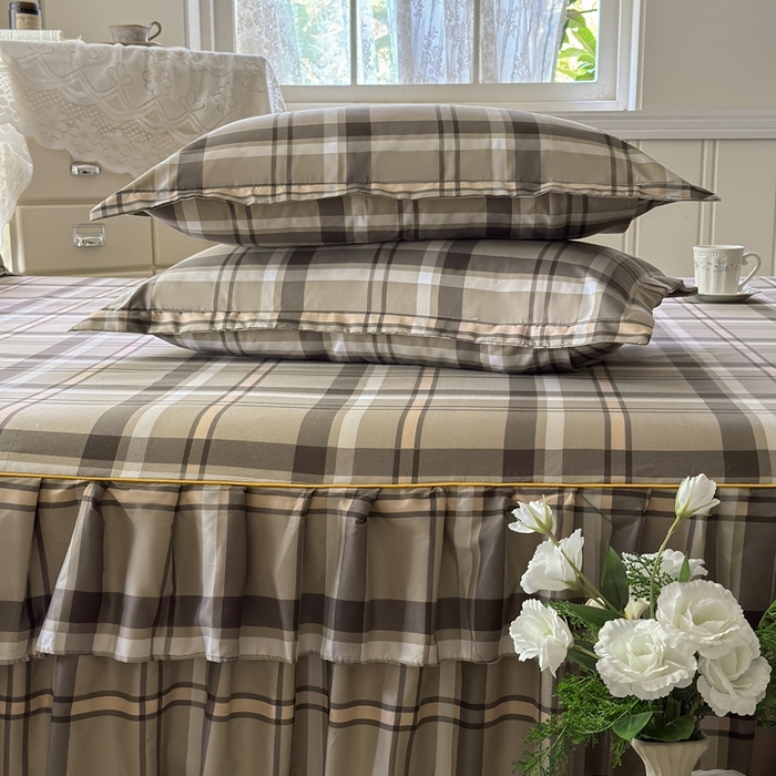 91家纺网 家纺一手货源 找家纺 雨田2025新款夹棉印花床裙 新动力棕