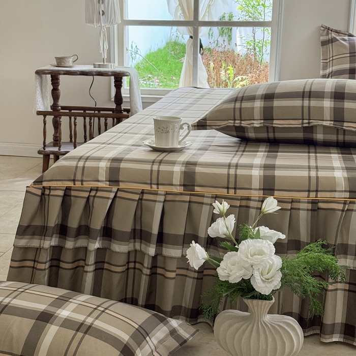 91家纺网 家纺一手货源 找家纺 雨田2025新款夹棉印花床裙 新动力棕