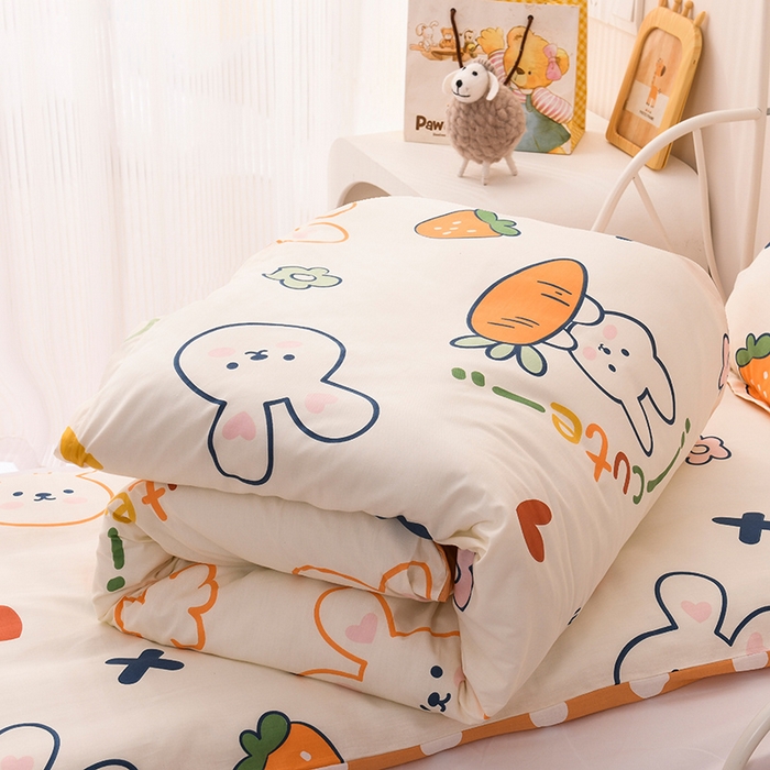 91家纺网 家纺一手货源 找家纺 梵赫 2025新款小版全棉纯棉卡通幼儿园儿童三件套套件 甜味兔兔