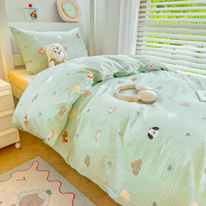 91家纺网 家纺一手货源 找家纺 简冠家纺 2025新款全棉学生三件套宿舍三件套纯棉学生床垫羽丝绒被子被芯 萌宠乐园