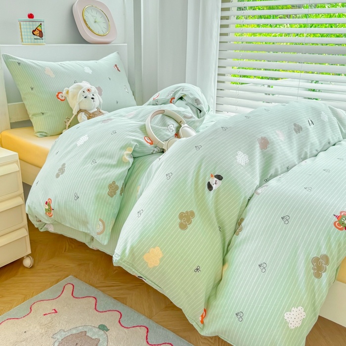 91家纺网 家纺一手货源 找家纺 简冠家纺 2025新款全棉学生三件套宿舍三件套纯棉学生床垫羽丝绒被子被芯 萌宠乐园