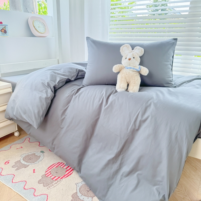 91家纺网 家纺一手货源 找家纺 简冠家纺 2025新款全棉学生三件套宿舍三件套纯棉学生床垫羽丝绒被子被芯 浅灰