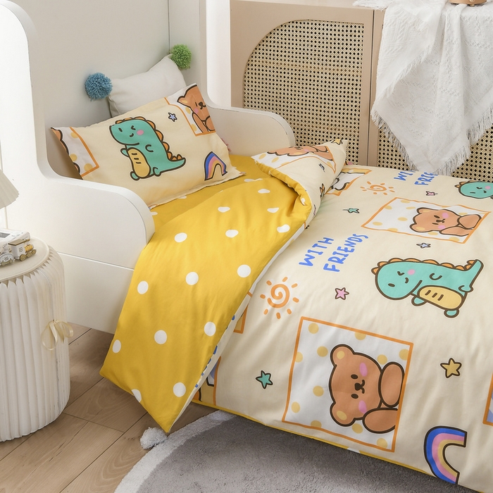 91家纺网 家纺一手货源 找家纺 梵赫 2025新款小版全棉纯棉卡通幼儿园儿童三件套套件 小熊甜心