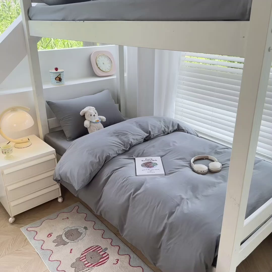 91家纺网 家纺一手货源 找家纺 简冠家纺 2025新款全棉学生三件套宿舍三件套纯棉学生床垫羽丝绒被子被芯 浅灰