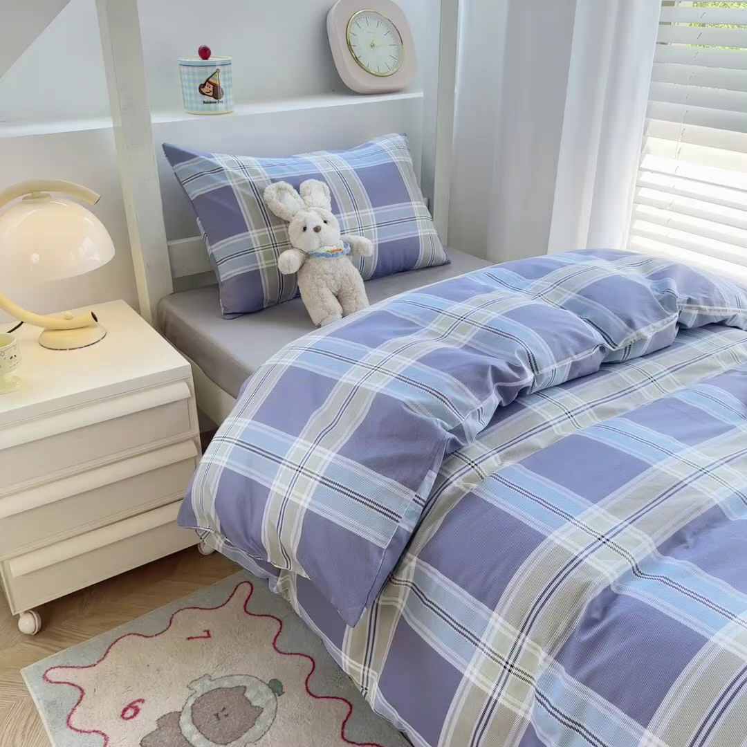 91家纺网 家纺一手货源 找家纺 简冠家纺 2025新款全棉学生三件套宿舍三件套纯棉学生床垫羽丝绒被子被芯 青木时光