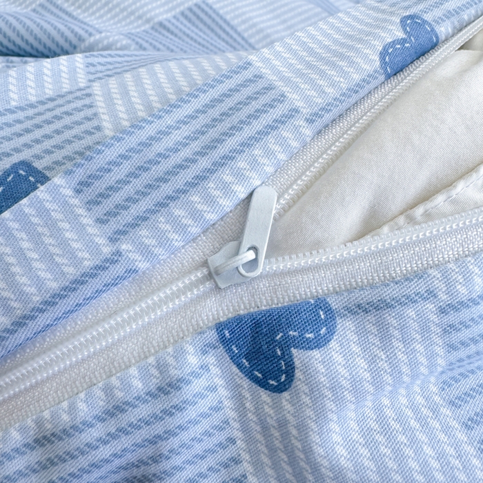 91家纺网 家纺一手货源 找家纺 简冠家纺 2025新款全棉学生三件套宿舍三件套纯棉学生床垫羽丝绒被子被芯 心心相印