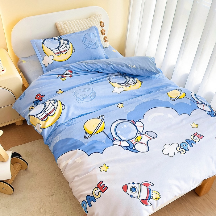 91家纺网 家纺一手货源 找家纺 梵赫 2025新款小版全棉纯棉卡通幼儿园儿童三件套套件 宇航小将