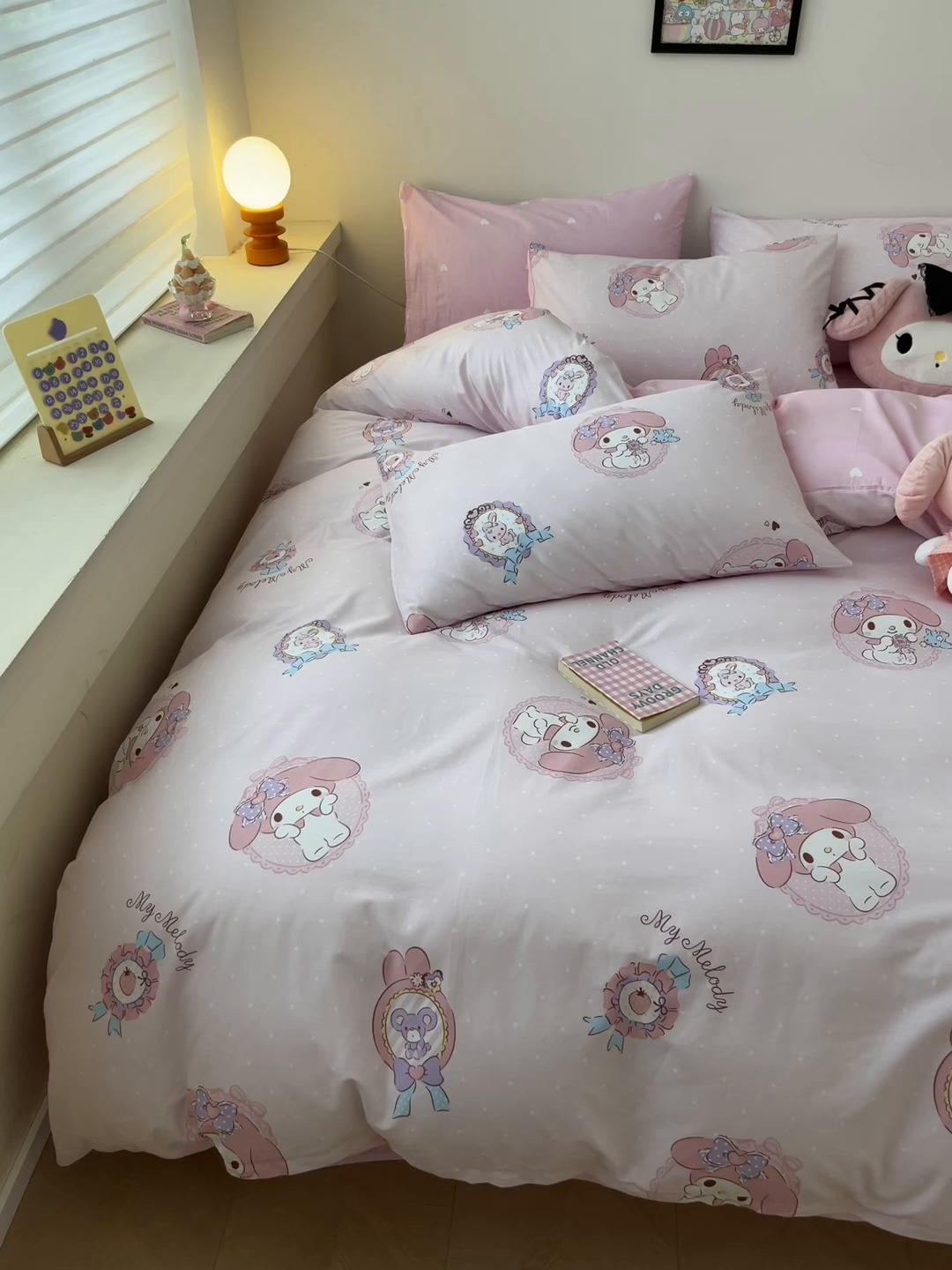 91家纺网 家纺一手货源 找家纺 暮思家居 2025新款正版授权三丽鸥全棉纯棉四件套系列-第三批 小兔美乐蒂