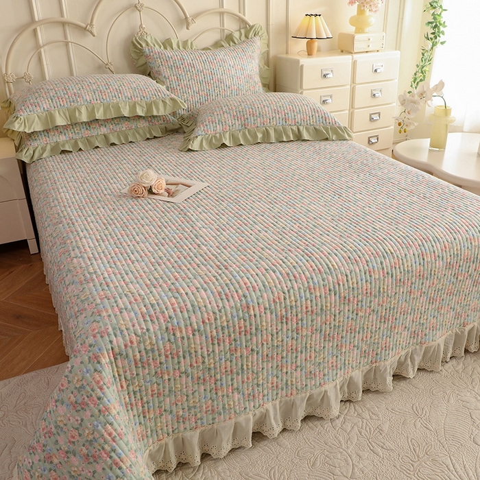 91家纺网 家纺一手货源 找家纺 美达家纺 2025新款全棉夹棉密道款床盖单品床盖床盖单件 柏林梦境-绿（可定制）