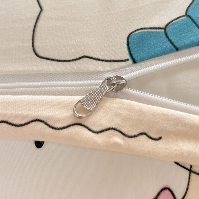 91家纺网 家纺一手货源 找家纺 如一 2025新款A类卡通毛巾绣水洗云朵棉学生宿舍床三件套 乖巧猫