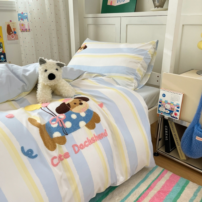 91家纺网 家纺一手货源 找家纺 如一 2025新款A类卡通毛巾绣水洗云朵棉学生宿舍床三件套 可爱狗