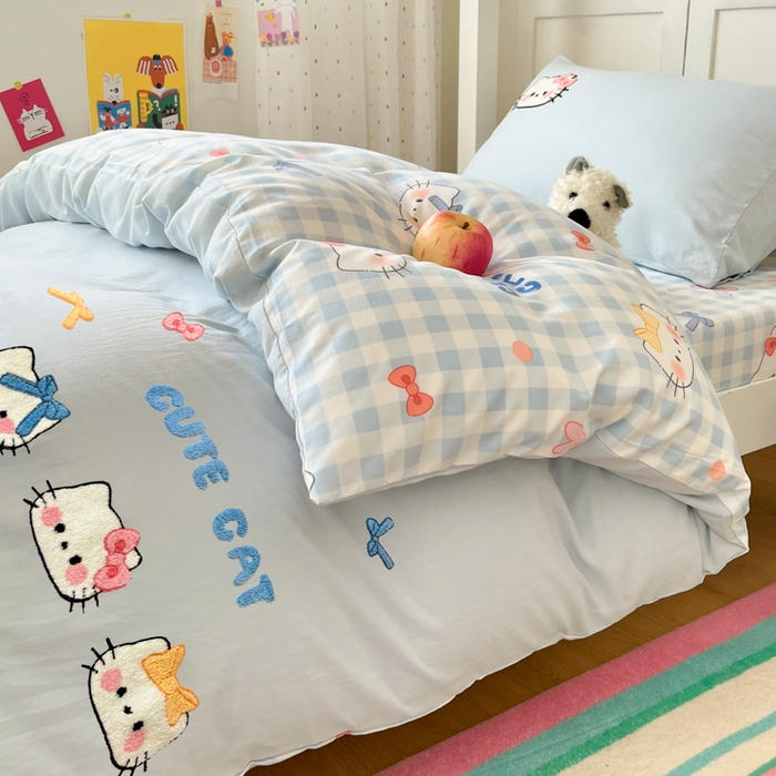 91家纺网 家纺一手货源 找家纺 如一 2025新款A类卡通毛巾绣水洗云朵棉学生宿舍床三件套 蓝格猫