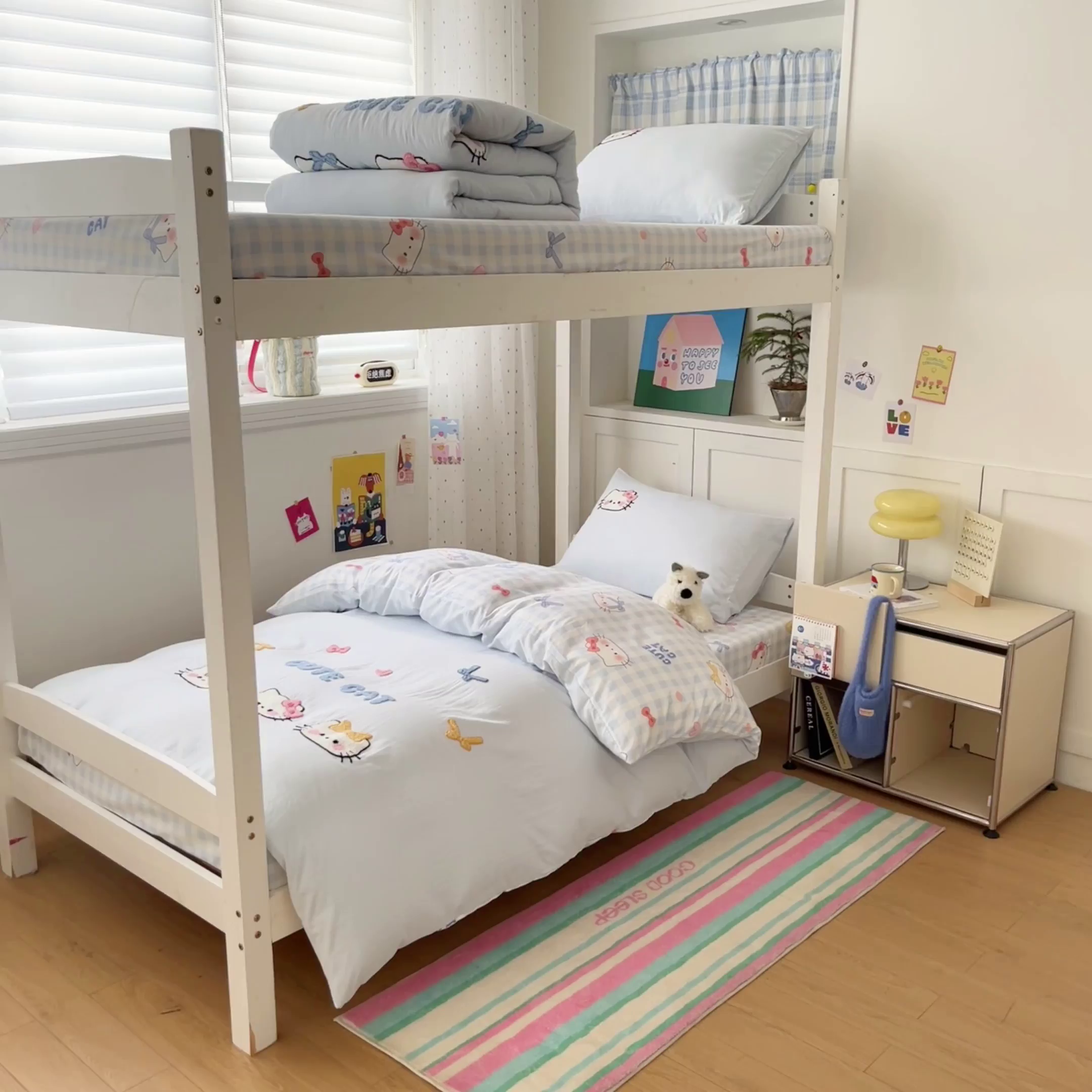 91家纺网 家纺一手货源 找家纺 如一 2025新款A类卡通毛巾绣水洗云朵棉学生宿舍床三件套 蓝格猫