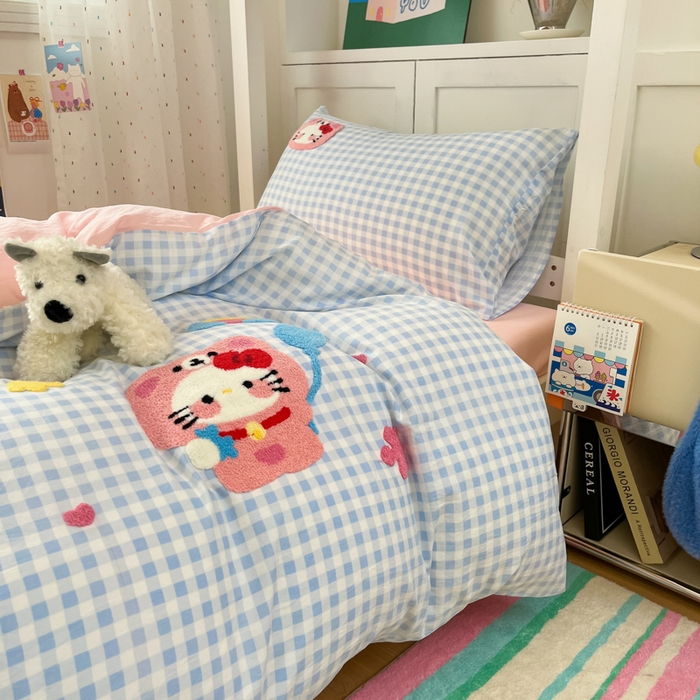 91家纺网 家纺一手货源 找家纺 如一 2025新款A类卡通毛巾绣水洗云朵棉学生宿舍床三件套 小花猫