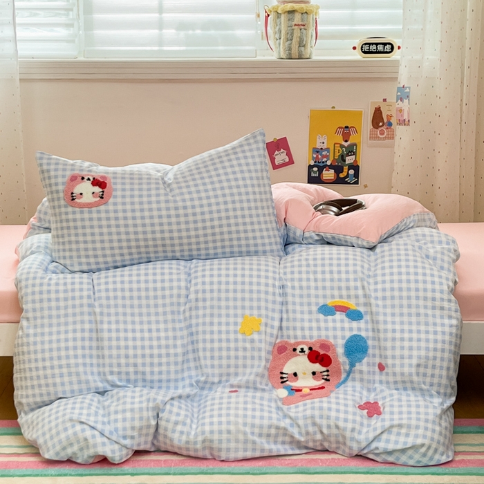 91家纺网 家纺一手货源 找家纺 如一 2025新款A类卡通毛巾绣水洗云朵棉学生宿舍床三件套 小花猫