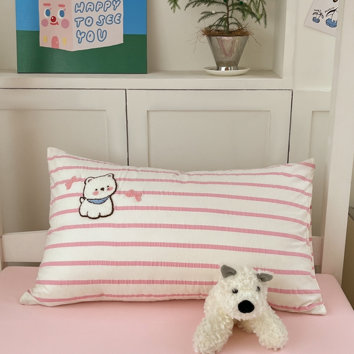 91家纺网 家纺一手货源 找家纺 如一 2025新款A类卡通毛巾绣水洗云朵棉学生宿舍床三件套 小奶狗