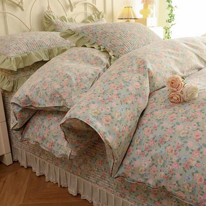 91家纺网 家纺一手货源 找家纺 美达家纺 2025新款全棉夹棉密道款床盖四件套（可定制） 柏林梦境-绿