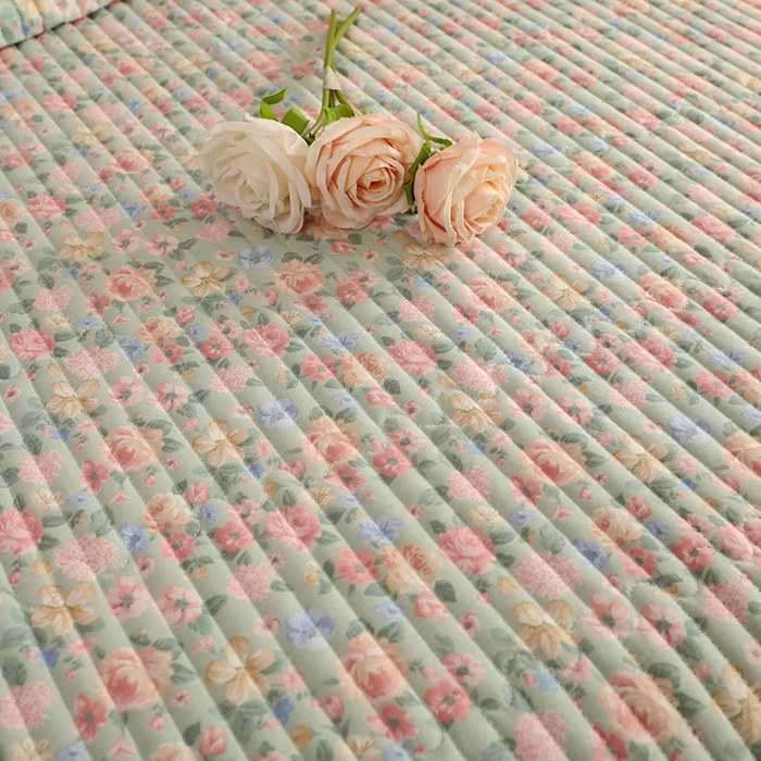 91家纺网 家纺一手货源 找家纺 美达家纺 2025新款全棉夹棉密道款床盖四件套（可定制） 柏林梦境-绿