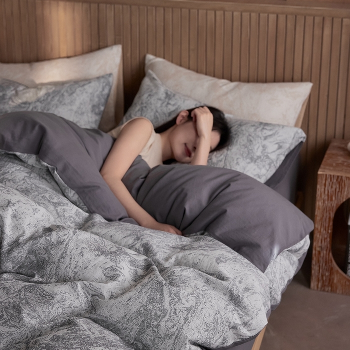 91家纺网 家纺一手货源 找家纺 梦享生活家居2025新款全棉色织双层纱提花四件套 流沙灰