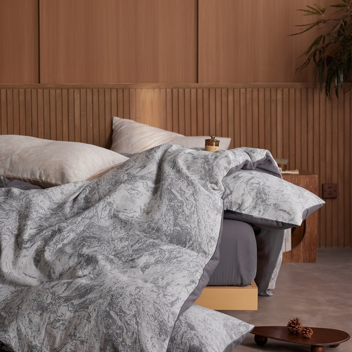 91家纺网 家纺一手货源 找家纺 梦享生活家居2025新款全棉色织双层纱提花四件套 流沙灰