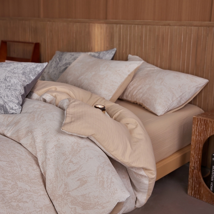 91家纺网 家纺一手货源 找家纺 梦享生活家居2025新款全棉色织双层纱提花四件套 流沙卡其