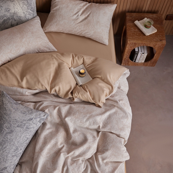 91家纺网 家纺一手货源 找家纺 梦享生活家居2025新款全棉色织双层纱提花四件套 流沙卡其