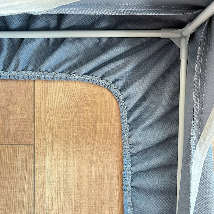 91家纺网 家纺一手货源 找家纺 飞轮海蚊帐2025新款学生宿主三开门遮光蚊帐XZ-97棉麻花边款 全底加高1.2    6面全包 蓝灰