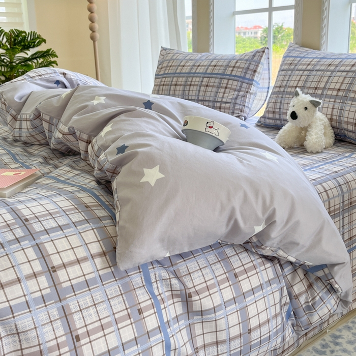 91家纺网 家纺一手货源 找家纺 寻米 2025新款全棉纯棉印花学生季四件套 柏林小镇