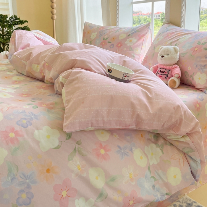 91家纺网 家纺一手货源 找家纺 寻米 2025新款全棉纯棉印花学生季四件套 春日暖阳-粉