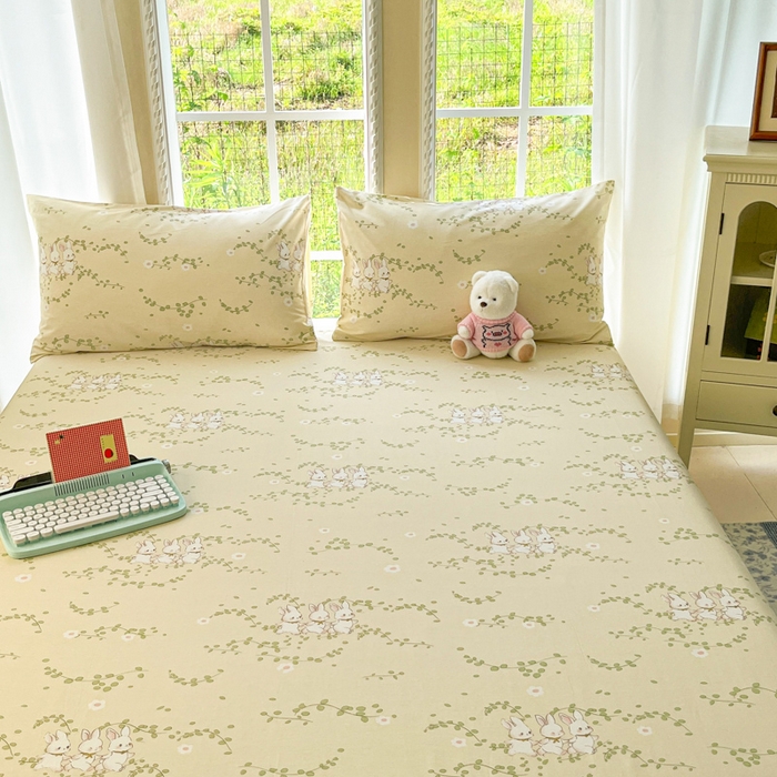 91家纺网 家纺一手货源 找家纺 寻米 2025新款全棉纯棉印花学生季四件套 花园小兔