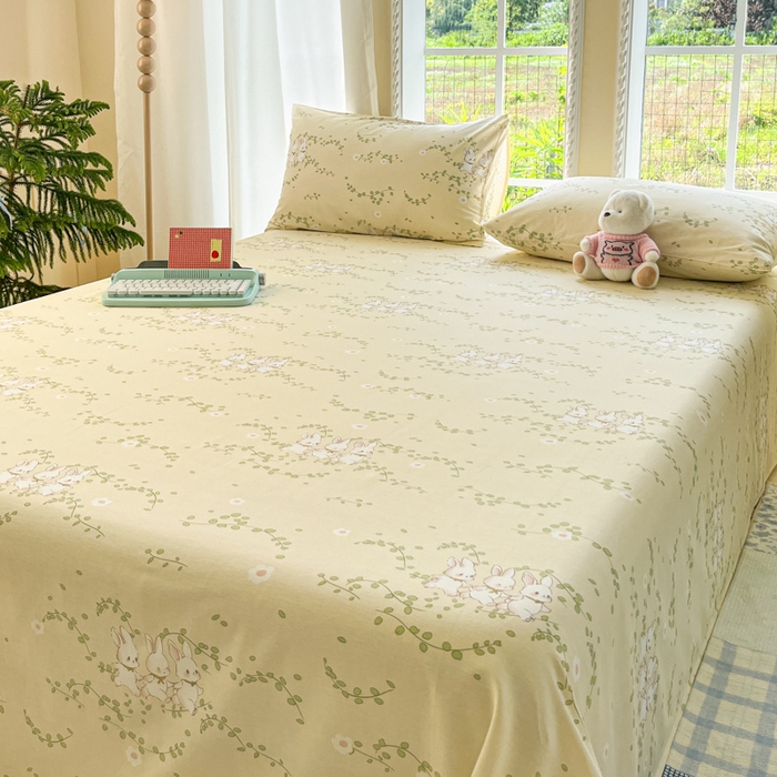 91家纺网 家纺一手货源 找家纺 寻米 2025新款全棉纯棉印花学生季四件套 花园小兔