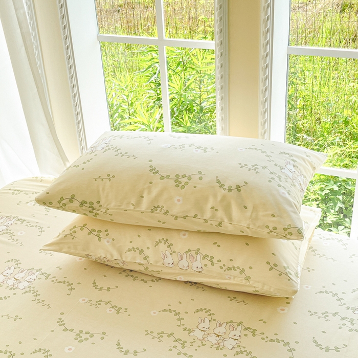 91家纺网 家纺一手货源 找家纺 寻米 2025新款全棉纯棉印花学生季四件套 花园小兔