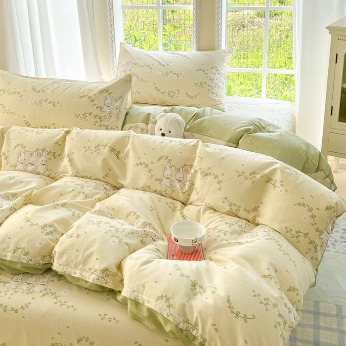 91家纺网 家纺一手货源 找家纺 寻米 2025新款全棉纯棉印花学生季四件套 花园小兔