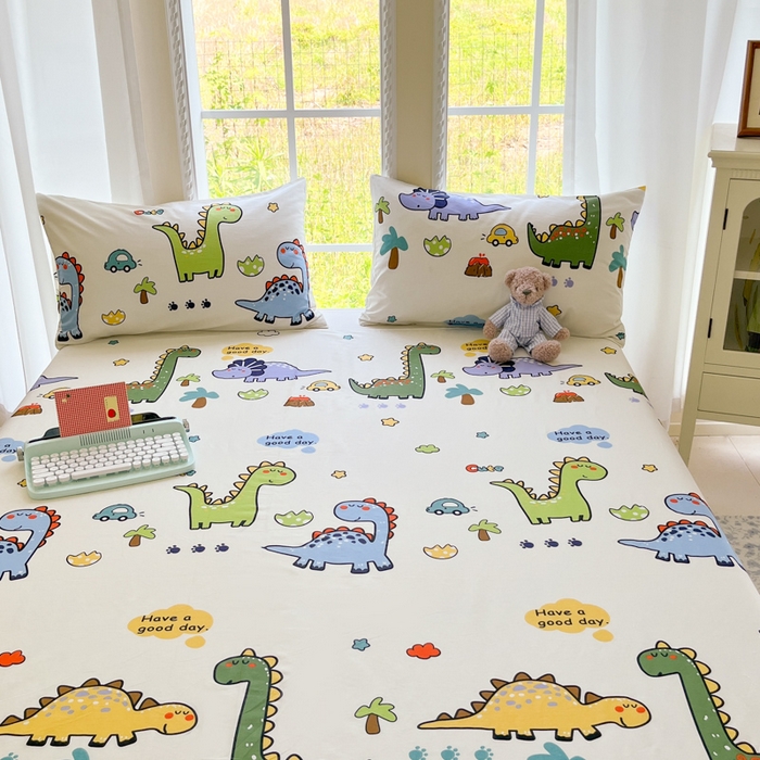 91家纺网 家纺一手货源 找家纺 寻米 2025新款全棉纯棉印花学生季四件套 恐龙乐园