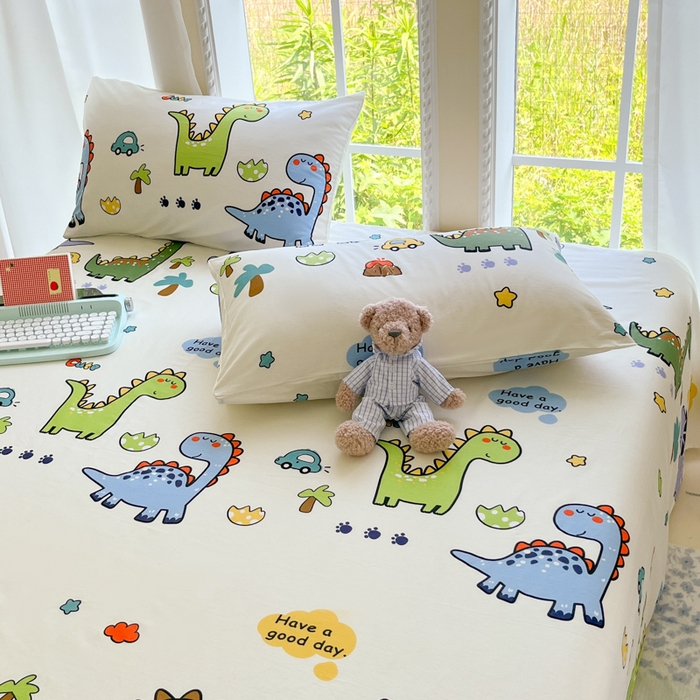 91家纺网 家纺一手货源 找家纺 寻米 2025新款全棉纯棉印花学生季四件套 恐龙乐园