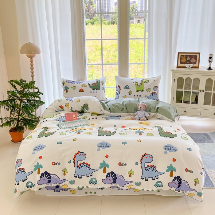 91家纺网 家纺一手货源 找家纺 寻米 2025新款全棉纯棉印花学生季四件套 恐龙乐园