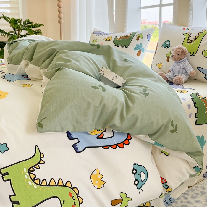 91家纺网 家纺一手货源 找家纺 寻米 2025新款全棉纯棉印花学生季四件套 恐龙乐园