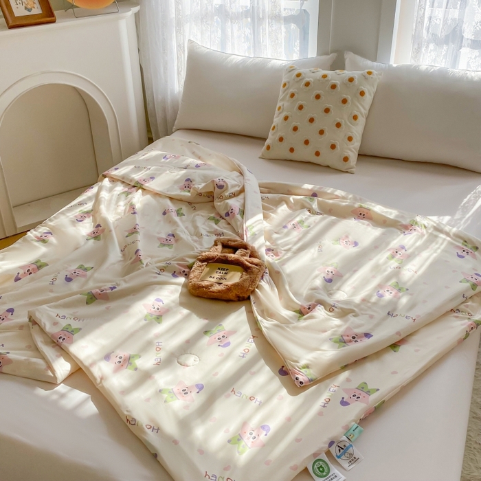 91家纺网 家纺一手货源 找家纺 小叮当家纺仓储工厂店 提供买家秀爆款花型不断货）2025新款A类母婴级宝宝被子豆豆绒牛奶针织棉被子儿童豆豆被大豆被春秋冬被 牛奶针织被-快乐海星