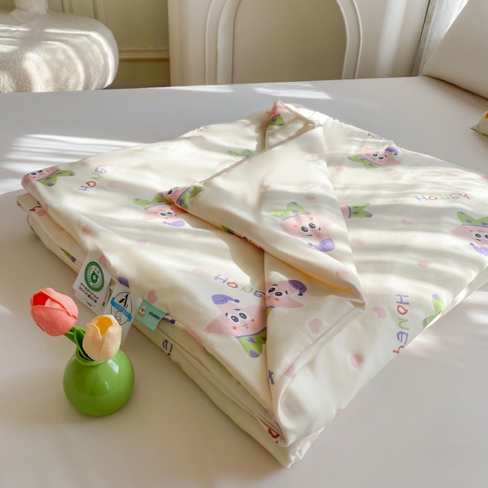 91家纺网 家纺一手货源 找家纺 小叮当家纺仓储工厂店 提供买家秀爆款花型不断货）2025新款A类母婴级宝宝被子豆豆绒牛奶针织棉被子儿童豆豆被大豆被春秋冬被 牛奶针织被-快乐海星