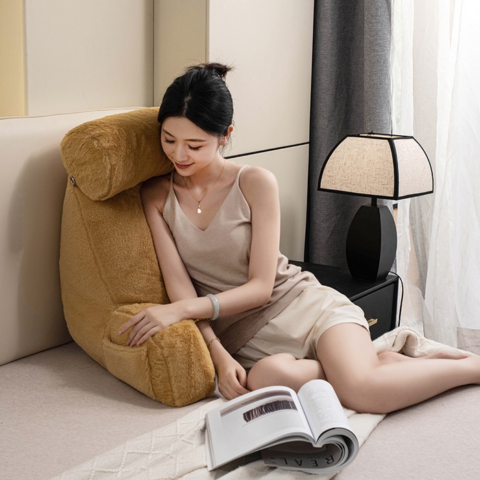 91家纺网 家纺一手货源 找家纺 一兰家纺 2025新款秋冬兔绒单人靠垫加厚多功能长毛绒护腰靠垫靠背-兔绒哈基米系列 兔绒哈基米-黄