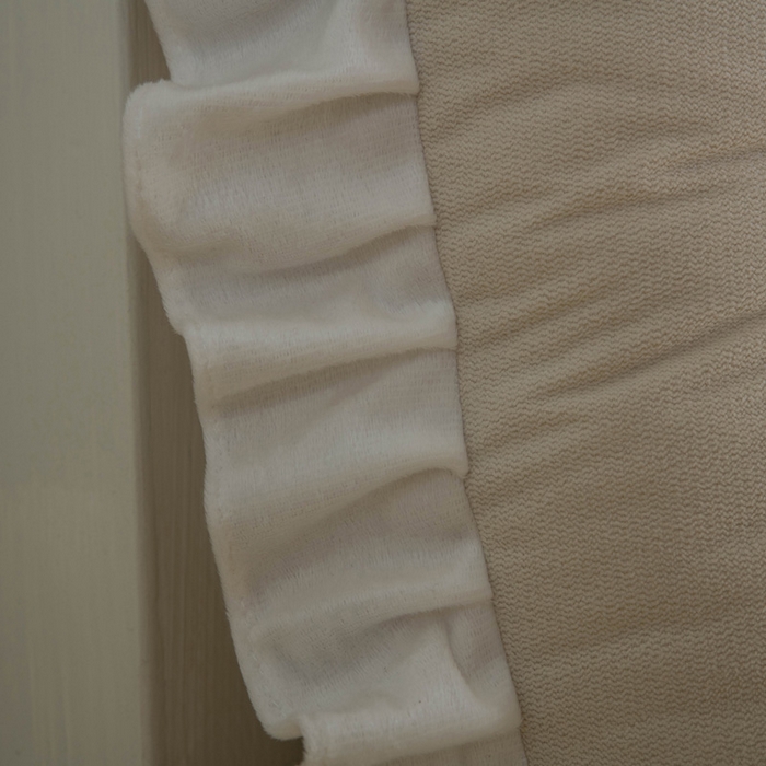 91家纺网 家纺一手货源 找家纺 一兰家纺 2025新款学生季床头靠垫床上护栏公主风靠枕床上抱枕护腰靠--花容系列 花容-淡雅米