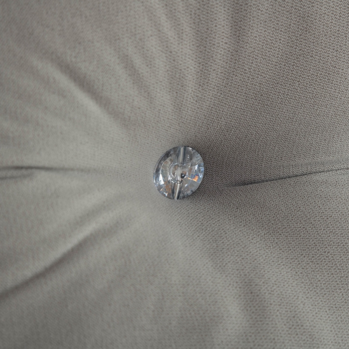 91家纺网 家纺一手货源 找家纺 一兰家纺 2025新款学生季床头靠垫床上护栏公主风靠枕床上抱枕护腰靠--花容系列 花容-蒙蒙灰