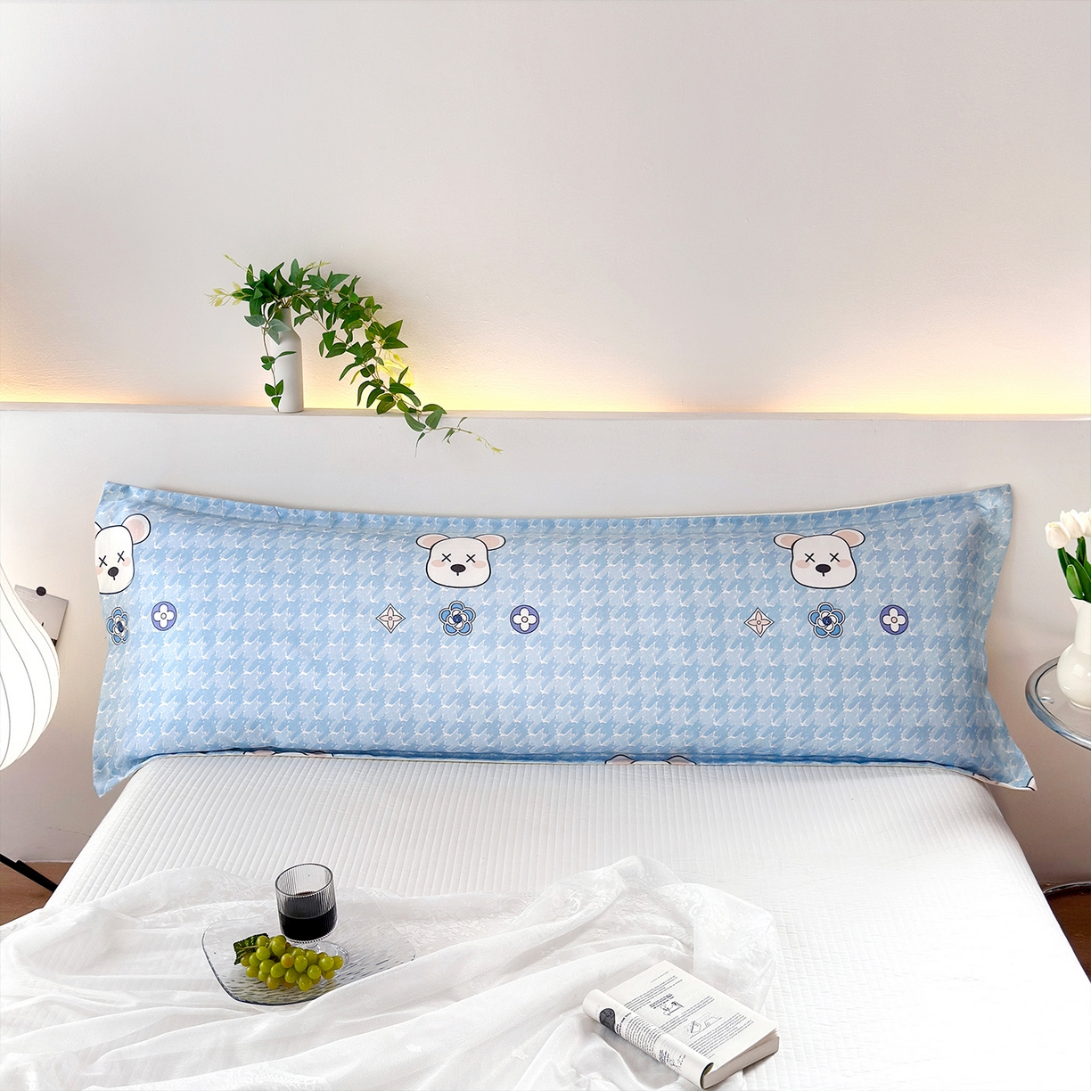 91家纺网 家纺一手货源 找家纺 云玲时尚 2025新款凉感丝双人枕枕头 千鸟格熊-蓝