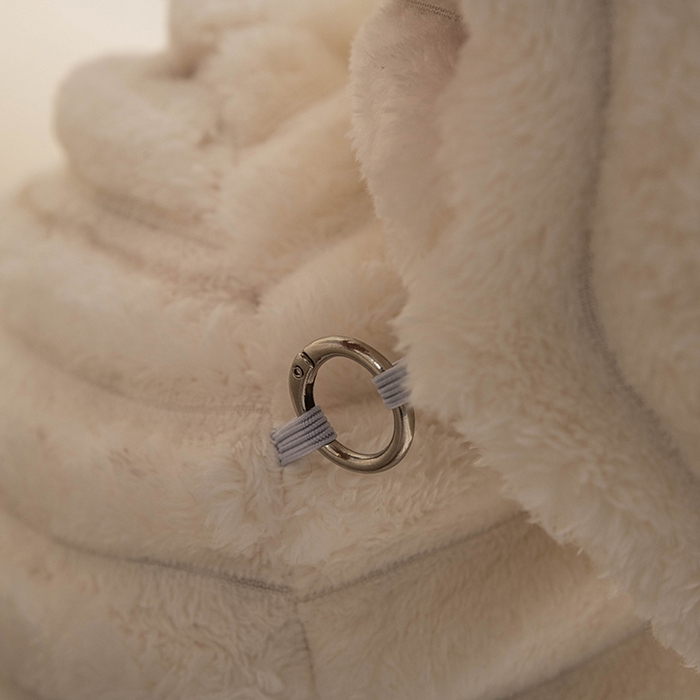 91家纺网 家纺一手货源 找家纺 一兰家纺 2025新款单人靠垫加厚薯条绒床头靠背护腰靠垫可拆洗款-薯薯系列 薯薯-蜜白